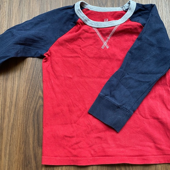 3/$15 Baby Gap | Baseball Shirt - Picture 3 of 3